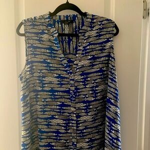 Beautiful lightweight like new summer top.